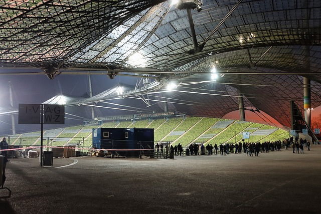 但凭借深厚 但凭借深厚